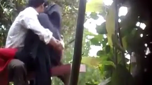 Watch Desi Park Sex Viral - পার্কে বাংলাদেশি ছেলে মেয়ের হট সেক্স 🔥 full viral video leaked