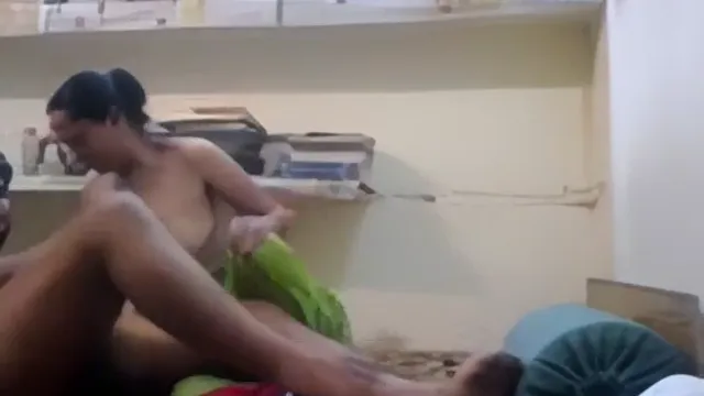 Delhi UPSC Student Fucks Widow Auntie - Leaked Homemade Indian Sex Video