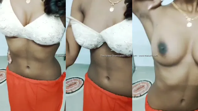 Desi Bhabhi Boobs Show - Regardez la vidéo chaude de Desi Bhabhi Boobs