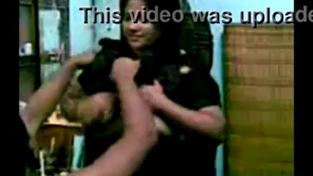 Neighbor Wife Sex Video - পাশের বারির ভাবির সাথে অস্থির চুদাচুদি