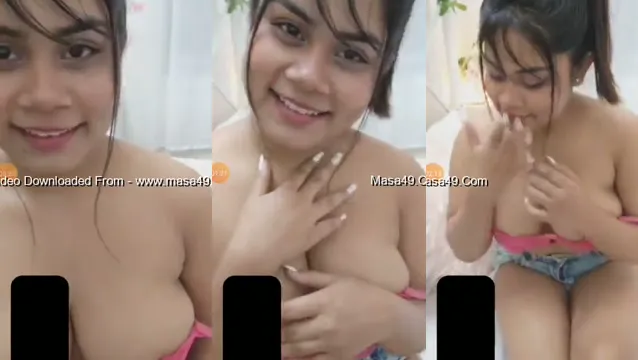 Geile Desi Model Borstenshow - Bekijk Geile Desi Model Borsten