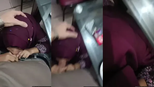 Desi Girl Sucking Lover Dick